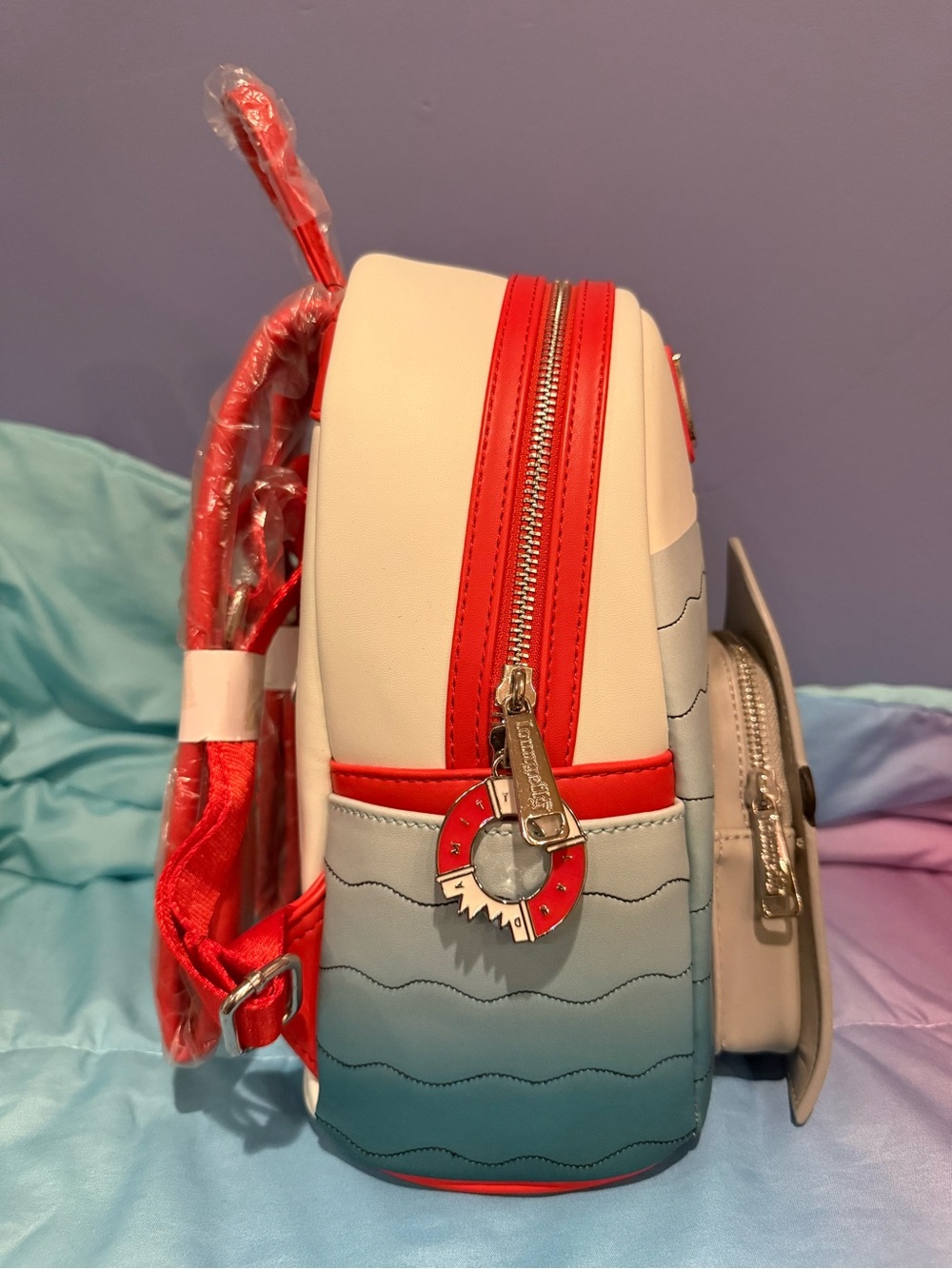 Jaws Loungefly Mini Backpack & Wallet Set - Picture 3 of 10